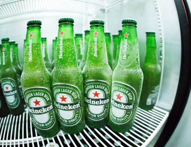 https://center.beer/wp-content/uploads/2021/07/ab-inbev-i-heineken-razvivajut-segment-bezalkogolnogo-piva-chtoby-vosstanovit-mirovye-prodazhi-posle-pandemii-3d0afdf-640x493.jpg