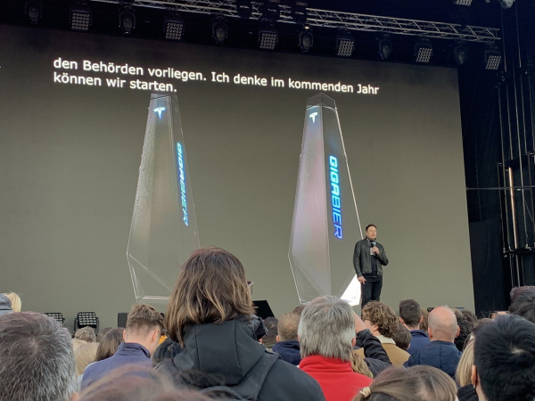 Илон Маск станет пивоваром! Основатель Tesla в честь открытия «Гигафабрики» под Берлином устроил..0