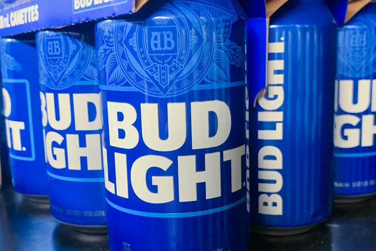 Директор по маркетингу Anheuser-Busch покинет компанию после скандала вокруг Bud Light