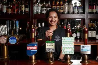 Shepherd Neame надеется, что клиенты решит посетить свой культовый паб Westminster Arms, когда он представит потрясающую реконструкцию в 1,2 миллиона фунтов стерлингов.