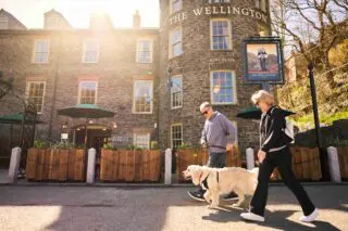 https://center.beer/wp-content/uploads/2025/04/fit-for-royalty-major-refurbishment-of-the-wellington-in-boscastle-unveiled-903163a.webp